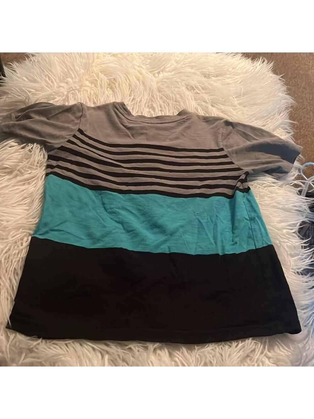 Boys shirt - Picture 2 of 3